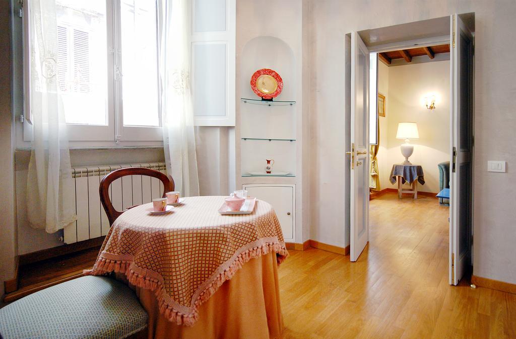 Piazza Di Spagna Sweet Home Рим Номер фото