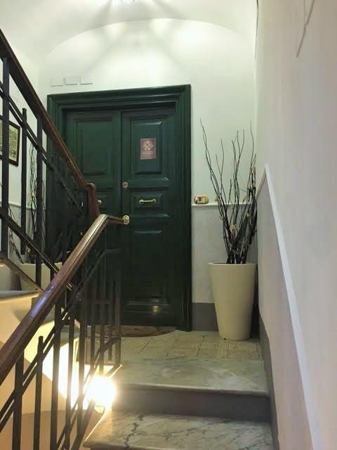 Piazza Di Spagna Sweet Home Рим Экстерьер фото